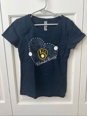 Milwaukee Brewers Navy Heart Logo Short-Sleeve Tee shirt size M